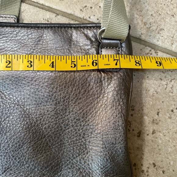 Michael Kors cross body bag - Picture 3 of 3